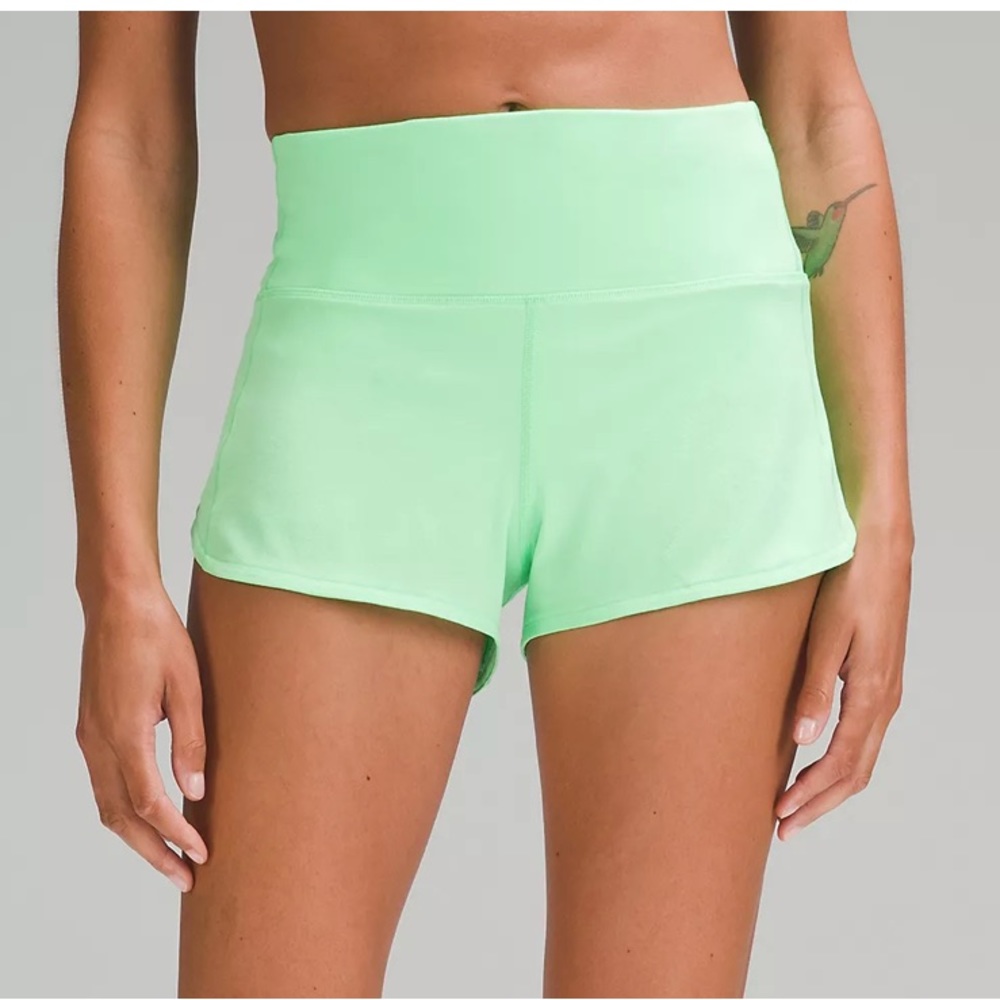Lululemon Speed Up High-Rise Lined Short 2.5" pistachio size 6
